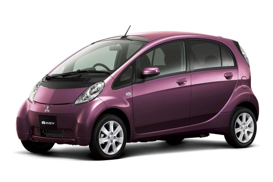  Mitsubishi i-MiEV Production Version 2009 года  (фото 5 из 12)